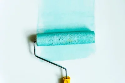 Peinture intérieure à la Bollène-Vésubie — murs, plafonds et boiseries